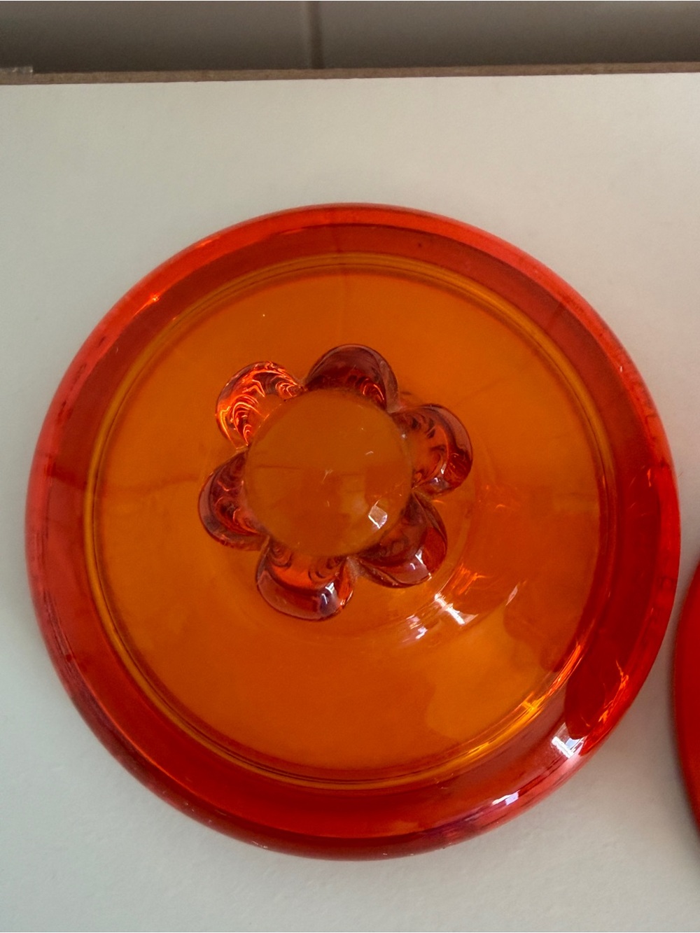 Vintage Viking Glass Epic Six Petal Covered Candy Dish Persimmon Orange UV Glow - Picture 9 of 9